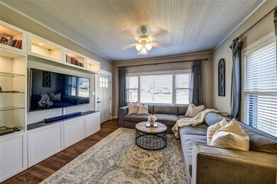 305 S Cowan St, Decatur, TX 76234 - photo 3