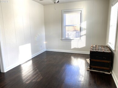 109 N Humbolt St, Canyon City, OR 97820 - photo 5