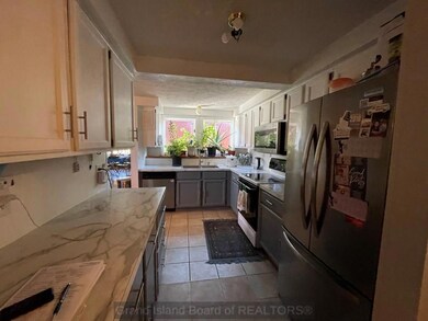 304 W 18th St, Grand Island, NE 68801 - photo 3