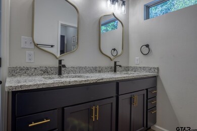 2910 Oliver St, Tyler, TX 75701 - photo 7