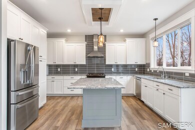17-web-or-mls-1671-kingsland-dr