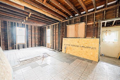 582 Siebert St, Columbus, OH 43206 - photo 6