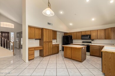 619 W Mendoza Ave, Mesa, AZ 85210 - photo 4