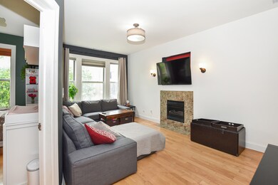 4220 S Champlain Ave unit 2N, Chicago, IL 60653 - photo 4