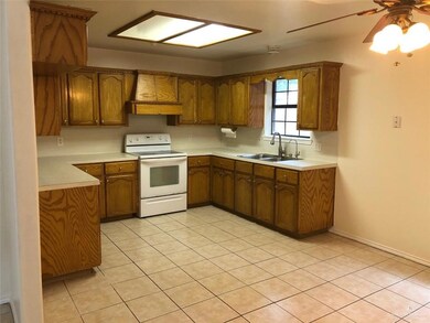 2109 Bald Cypress, Weslaco, TX 78596 - photo 5