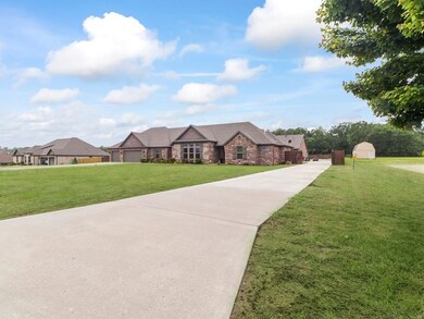 14825 Tikaani Dr, Siloam Springs, AR 72761 - photo 4