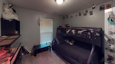 508-E-Meadow-ridge-Street-Bedroom(4)