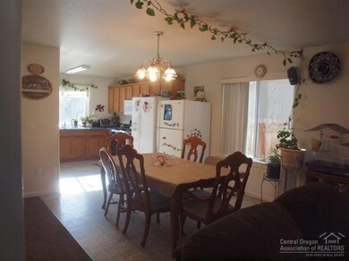 unlisted-address, Redmond, OR 97756 - photo 5