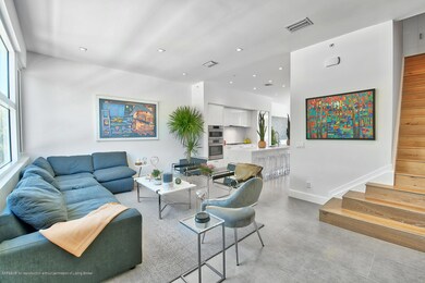 1206-LAKE-AVE-016
