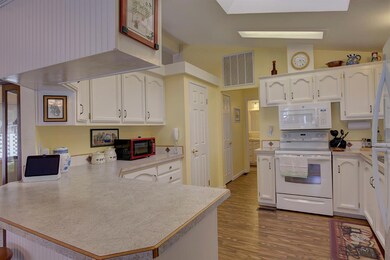 109 NW Wrightwood Cir, Grants Pass, OR 97526 - photo 6