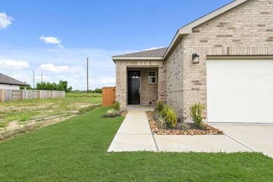 480 Long Branch Dr, Dayton, TX 77535 - photo 4