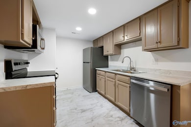 1827 N Brownstone Ct SW, Decatur, AL 35603 - photo 6