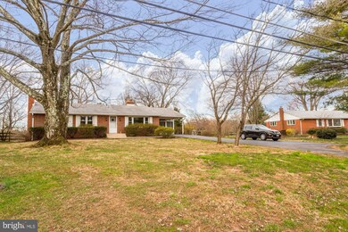 10609 Johns Hopkins Rd, Laurel, MD 20723 - photo 5