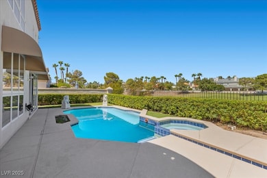 8188 Horseshoe Bend Ln, Las Vegas, NV 89113 - photo 4