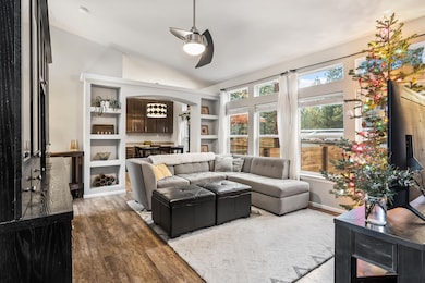 19930 Limelight Dr unit 421, Bend, OR 97702 - photo 7