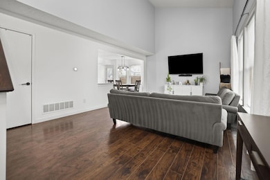 3151 Jetstream Dr, Columbus, OH 43231 - photo 6