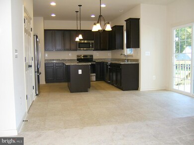 35277 Gosling Ln, Locust Grove, VA 22508 - photo 4