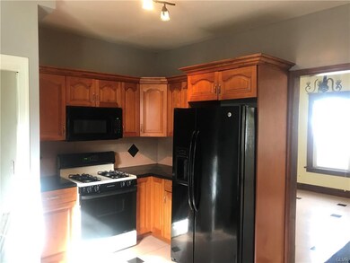 2226 Main St, Whitehall, PA 18052 - photo 2