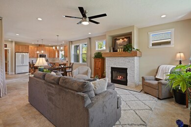 801 NW Rimrock Dr, Redmond, OR 97756 - photo 7