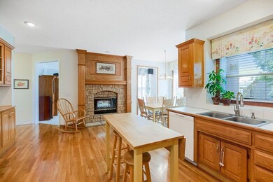 13927 W 71st Terrace, Shawnee, KS 66216 - photo 7