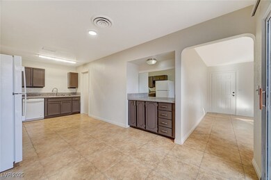 6413 Ironbark Ln, Las Vegas, NV 89107 - photo 3