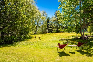 34 Pearl St, Camden, ME 04843 - photo 4