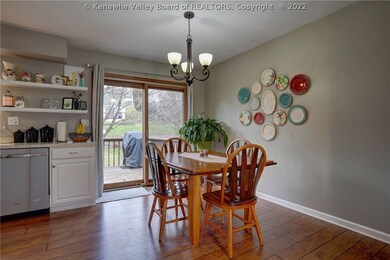 151 Timberlake Cir, Scott Depot, WV 25560 - photo 7