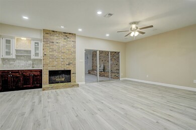 1752 S Gessner Rd, Houston, TX 77063 - photo 7