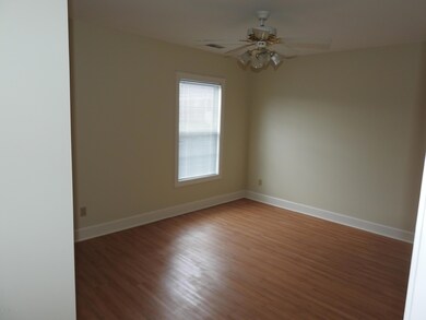 8409 Elsie Ct unit 8409, Louisville, KY 40228 - photo 4