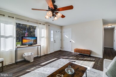 23302 Lakeview Dr, California, MD 20619 - photo 4