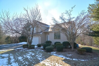 200 Palisades Cir, Stoughton, MA 02072 - photo 4