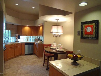 EAT-IN KITCHEN