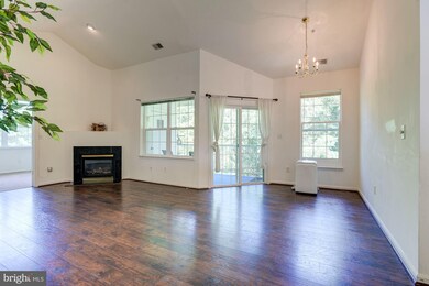 9688 Devedente Dr unit 305, Owings Mills, MD 21117 - photo 5