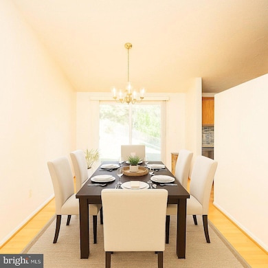 1803 E Beech Rd, Sterling, VA 20164 - photo 4