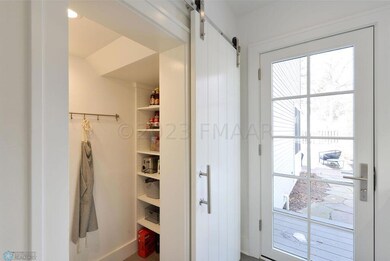 1521 9th St S, Fargo, ND 58103 - photo 5