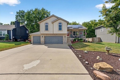 224 S Huntsman Blvd, Raymore, MO 64083 - photo 2