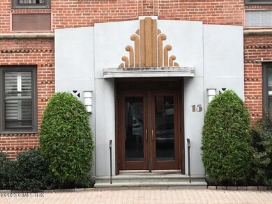 15 Lafayette Ct unit 3D, Greenwich, CT 06830 - photo 2