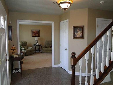 Entry/Foyer.