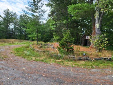 2066 W Hill Rd, Northfield, VT 05663 - photo 2