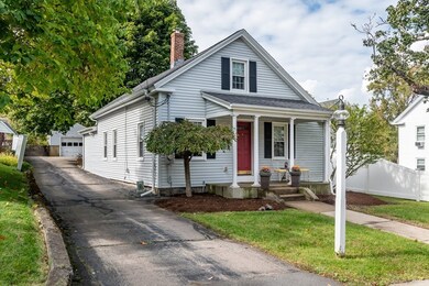 17 Worsted St, Franklin, MA 02038 - photo 2