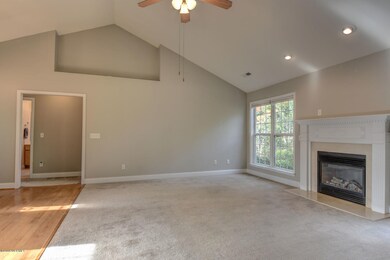 313 Passage Gate Way-large-007-5-DSC 376