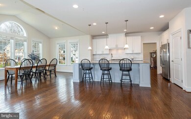 830 Sebastian Ln, Gambrills, MD 21054 - photo 2