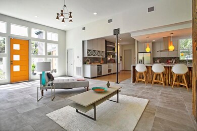 1562 Cheshire Ln, Houston, TX 77018 - photo 6