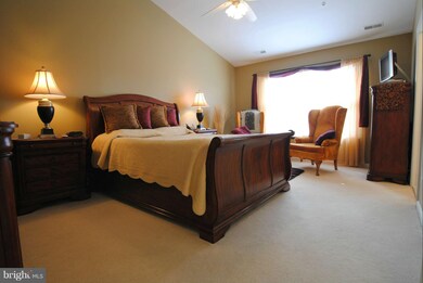 2574 Running Wolf Trail, Odenton, MD 21113 - photo 5