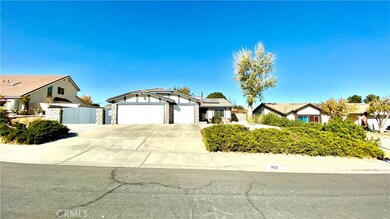 17132 Forest Hills Dr, Victorville, CA 92395 - photo 2