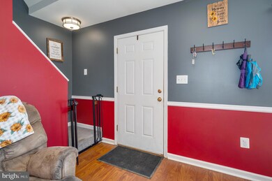 608 Tritapoe Dr, Knoxville, MD 21758 - photo 5