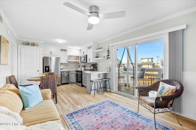 101 Seahorse Ln unit D2, Carolina Beach, NC 28428 - photo 2