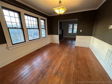 Dining Room to Living Room