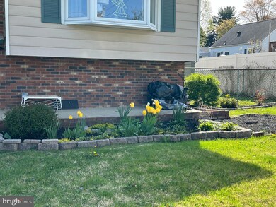 351 Delaware Ave, Langhorne, PA 19047 - photo 4