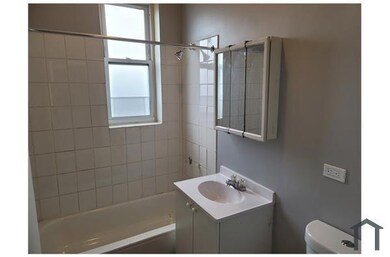 3538 W Grenshaw St, Chicago, IL 60624 - photo 7